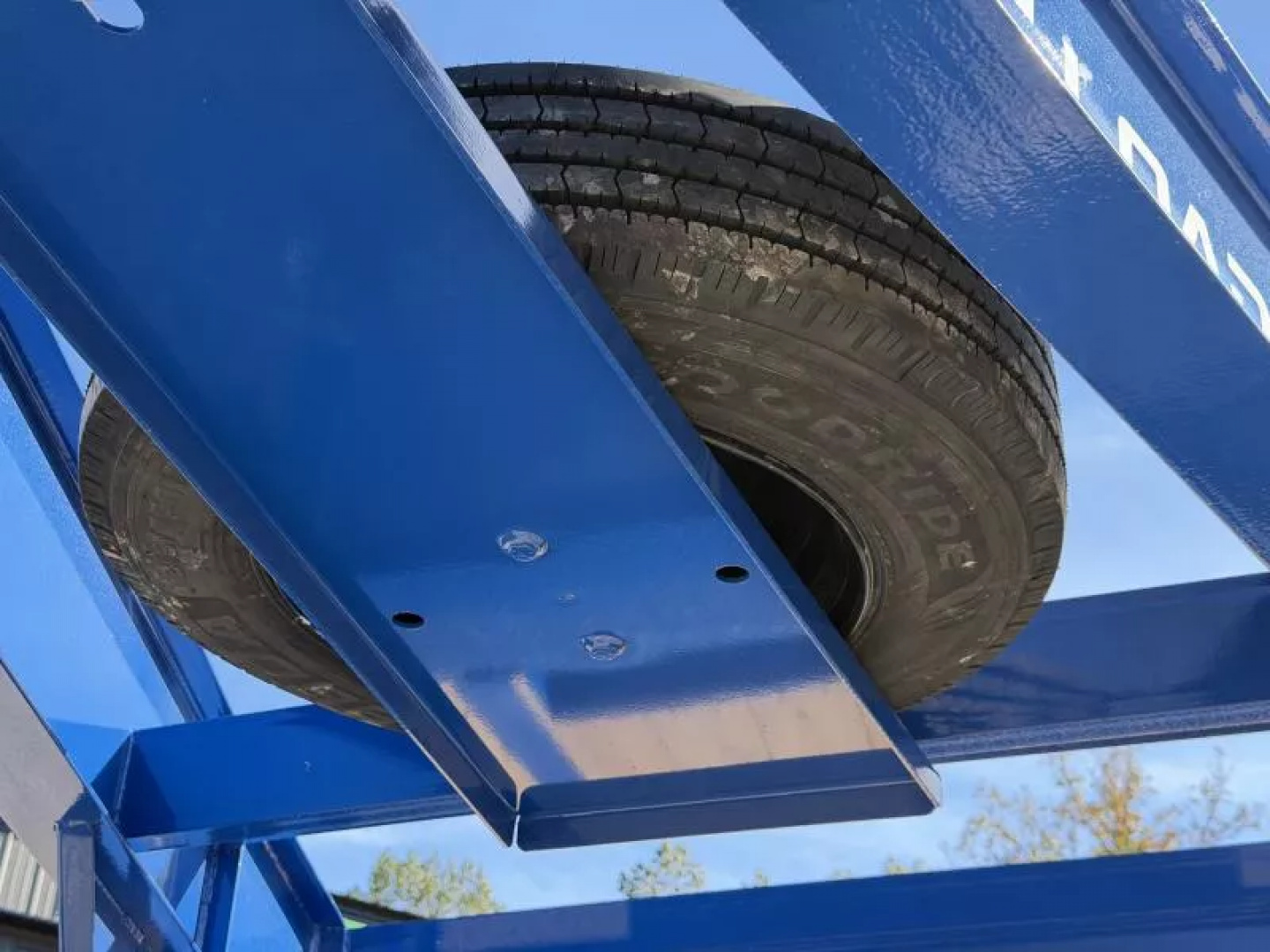 New 2026 Load Trail GP 102X30 MAX RAMP 16K GVWR 16PLY TIRES  Flatbed Trailer