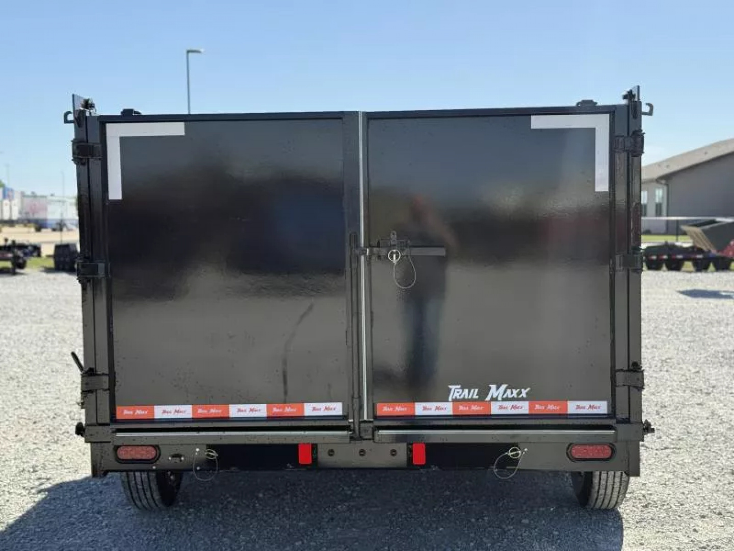 New 2025 TrailMaxx Trailers 83X14 TELESCOPIC HIGH SIDE 14K GVWR GOOSENECK Dump Trailer