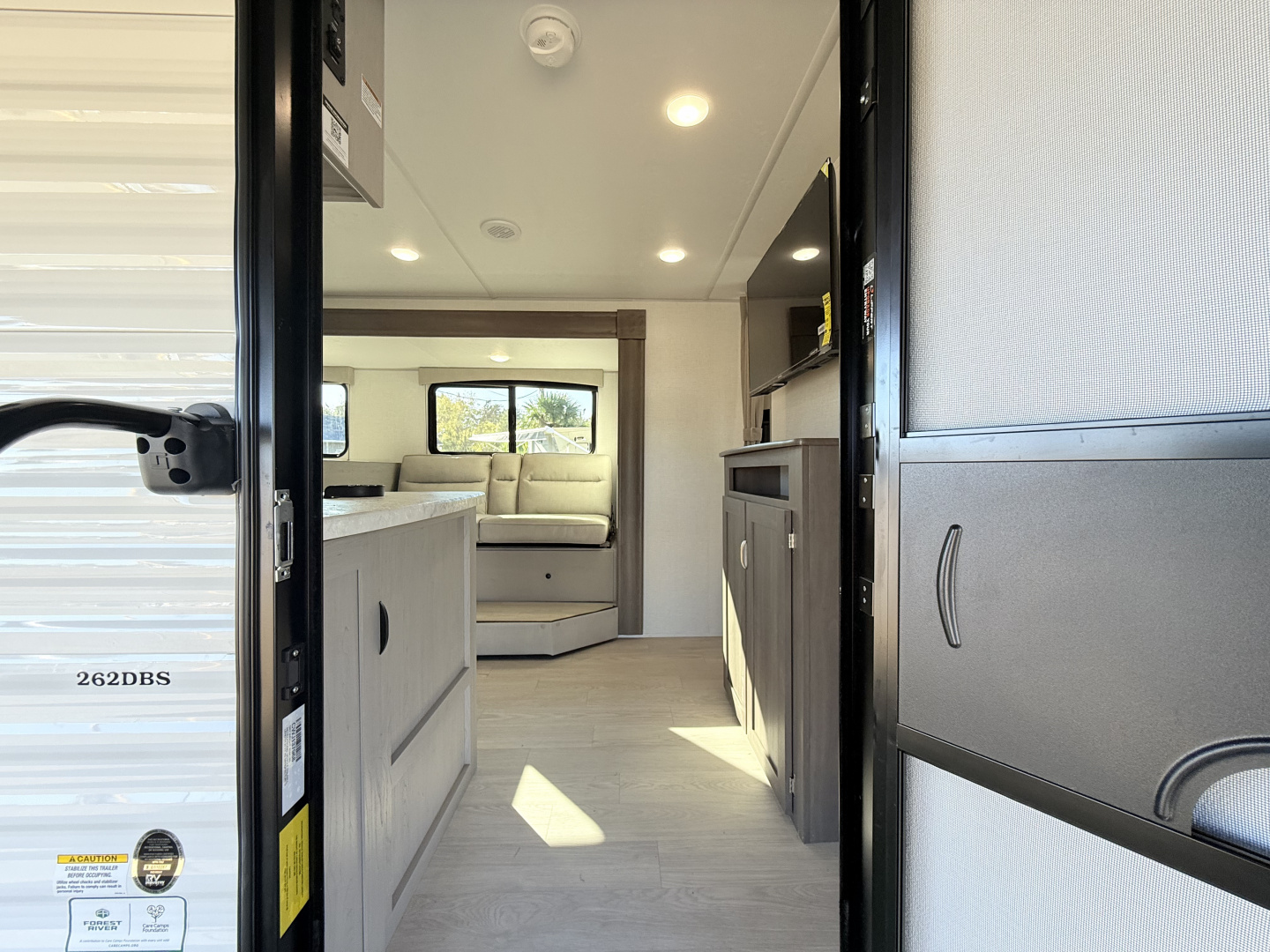 New 2026 Coachmen Clipper 262DBS Travel Trailer