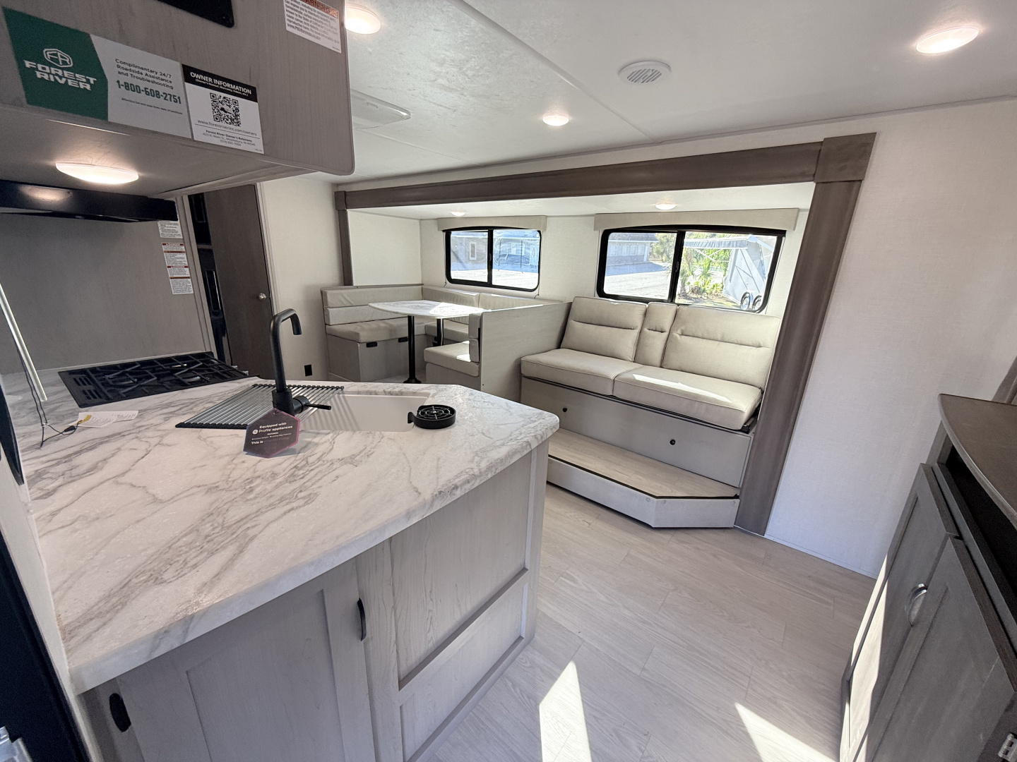 New 2026 Coachmen Clipper 262DBS Travel Trailer