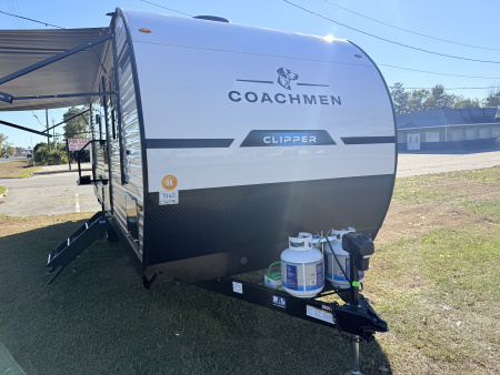 New 2026 Coachmen Clipper 262DBS Travel Trailer