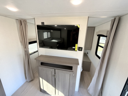 New 2026 Coachmen Clipper 262DBS Travel Trailer