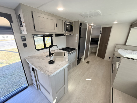 New 2026 Coachmen Clipper 262DBS Travel Trailer