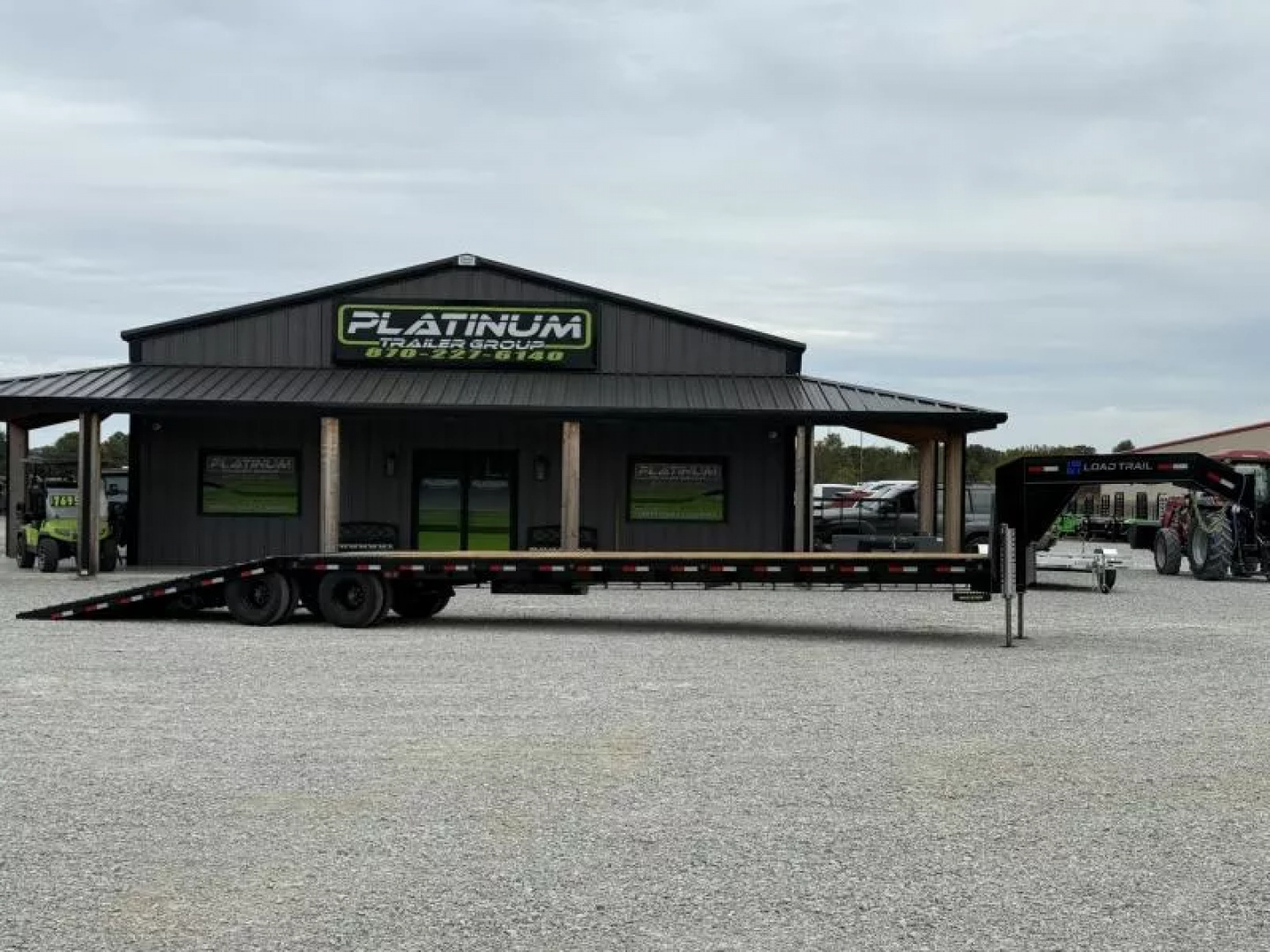 New 2026 Load Trail GL 102X40 GOOSENECK 12' HYDRAULIC DOVETAIL AND JACKS 25900 GVWR Flatbed Trailer