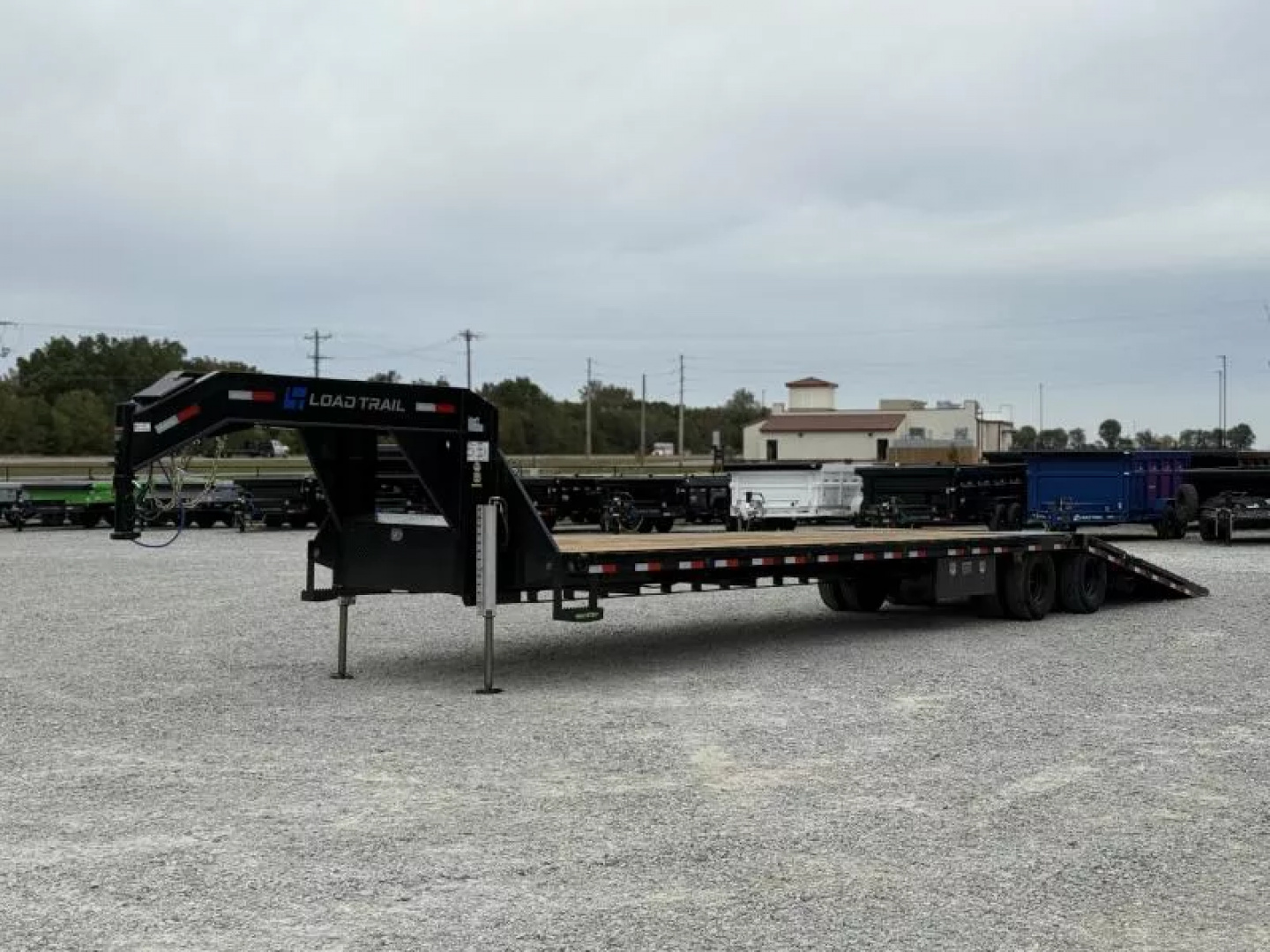 New 2026 Load Trail GL 102X40 GOOSENECK 12' HYDRAULIC DOVETAIL AND JACKS 25900 GVWR Flatbed Trailer