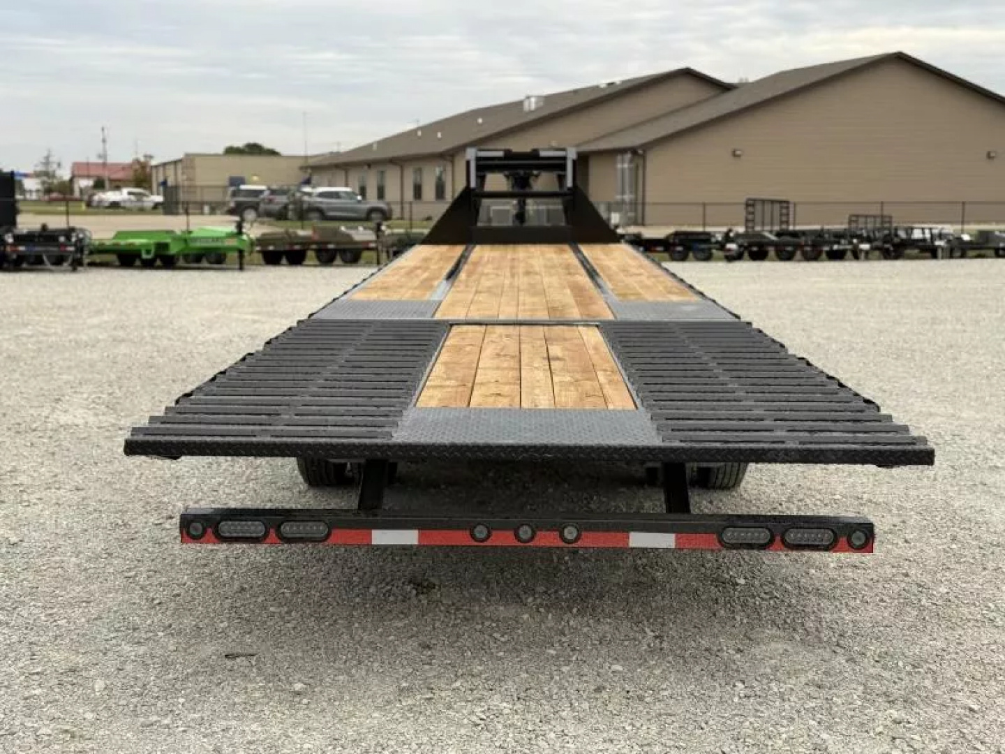 New 2026 Load Trail GL 102X40 GOOSENECK 12' HYDRAULIC DOVETAIL AND JACKS 25900 GVWR Flatbed Trailer