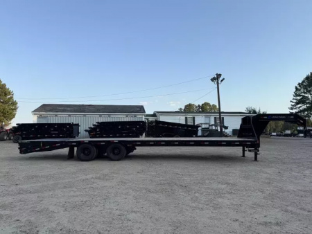 New GP 2025 Load Trail 102x32 25900 GVWR MAX RAMP Tandem Low-Pro Gooseneck Deckover Trailer