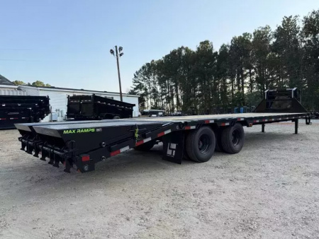 New GP 2025 Load Trail 102x32 25900 GVWR MAX RAMP Tandem Low-Pro Gooseneck Deckover Trailer