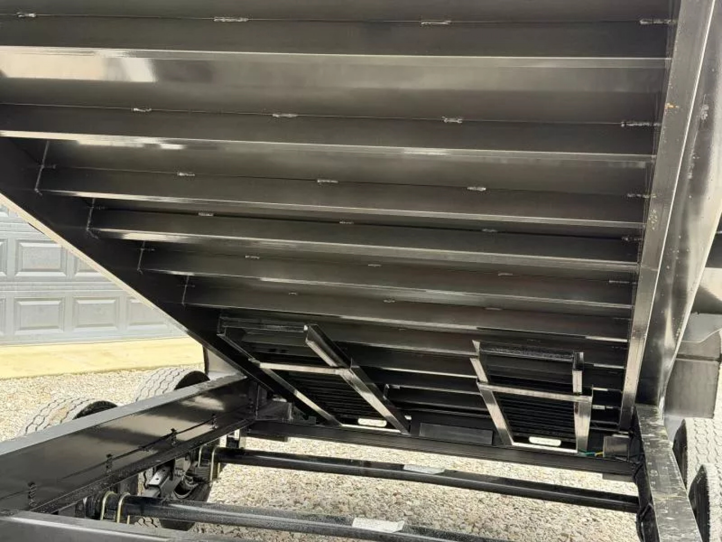 New 2026 Load Trail DL 83X16 TRIPLE AXLE 21K GVWR HIGH SIDE  Dump Trailer