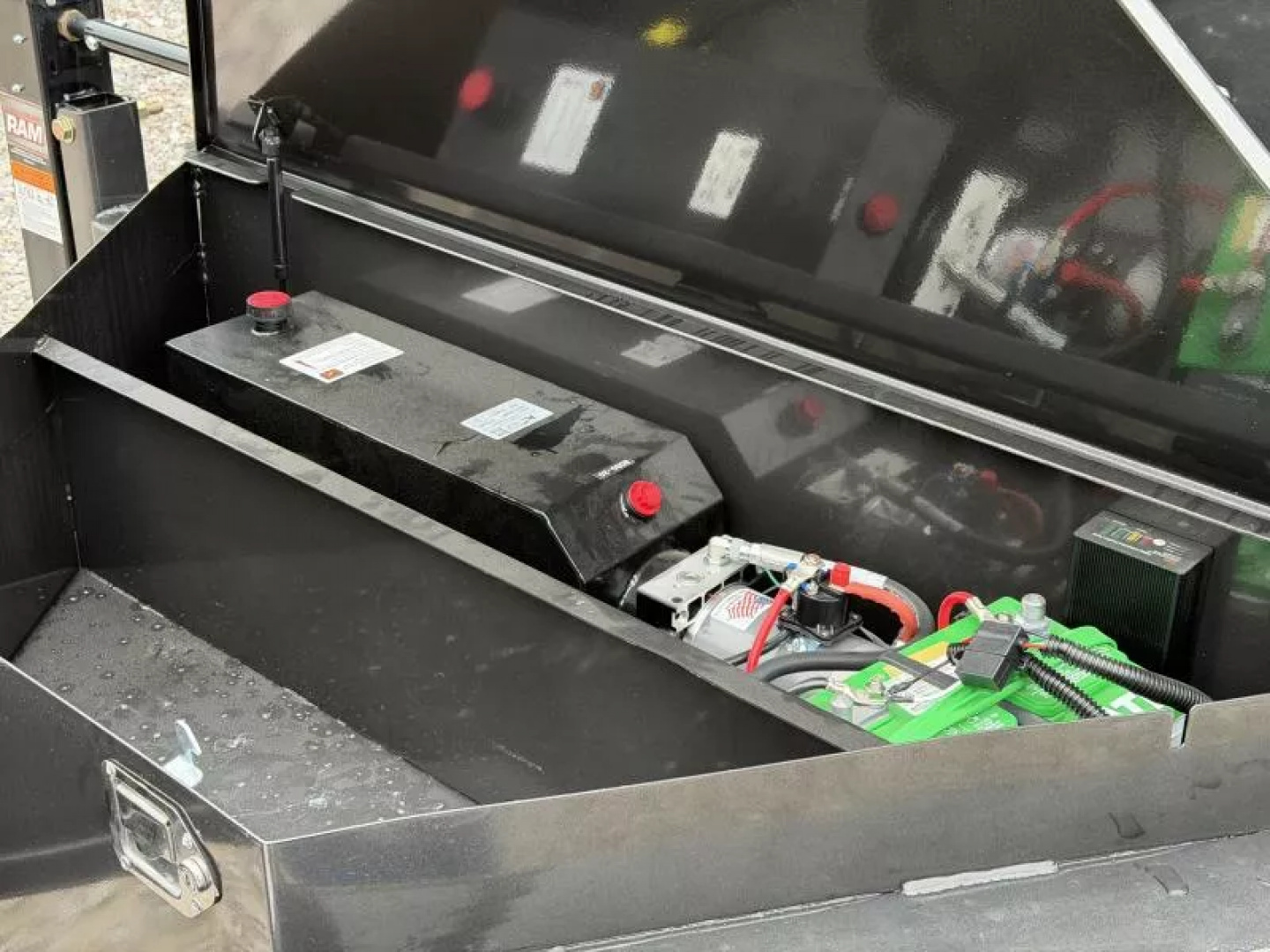 New 2026 Load Trail DL 83X16 TRIPLE AXLE 21K GVWR HIGH SIDE  Dump Trailer