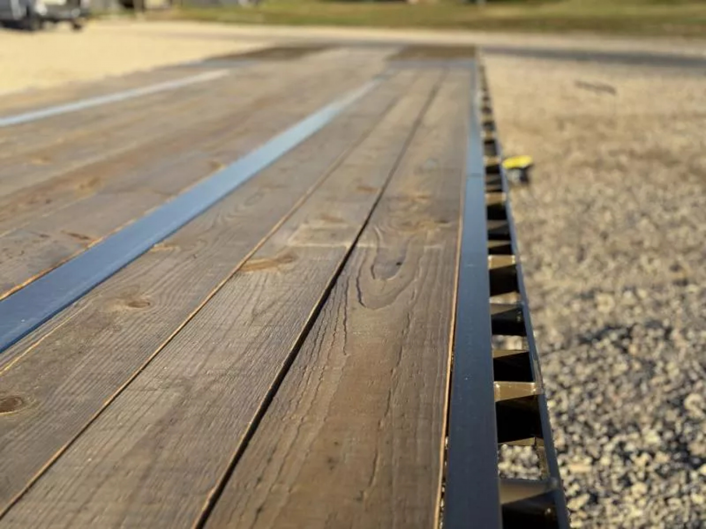 New 2026 Load Trail GL 102X40 GOOSENECK 12' HYDRAULIC DOVETAIL AND JACKS 25900 GVWR Flatbed Trailer