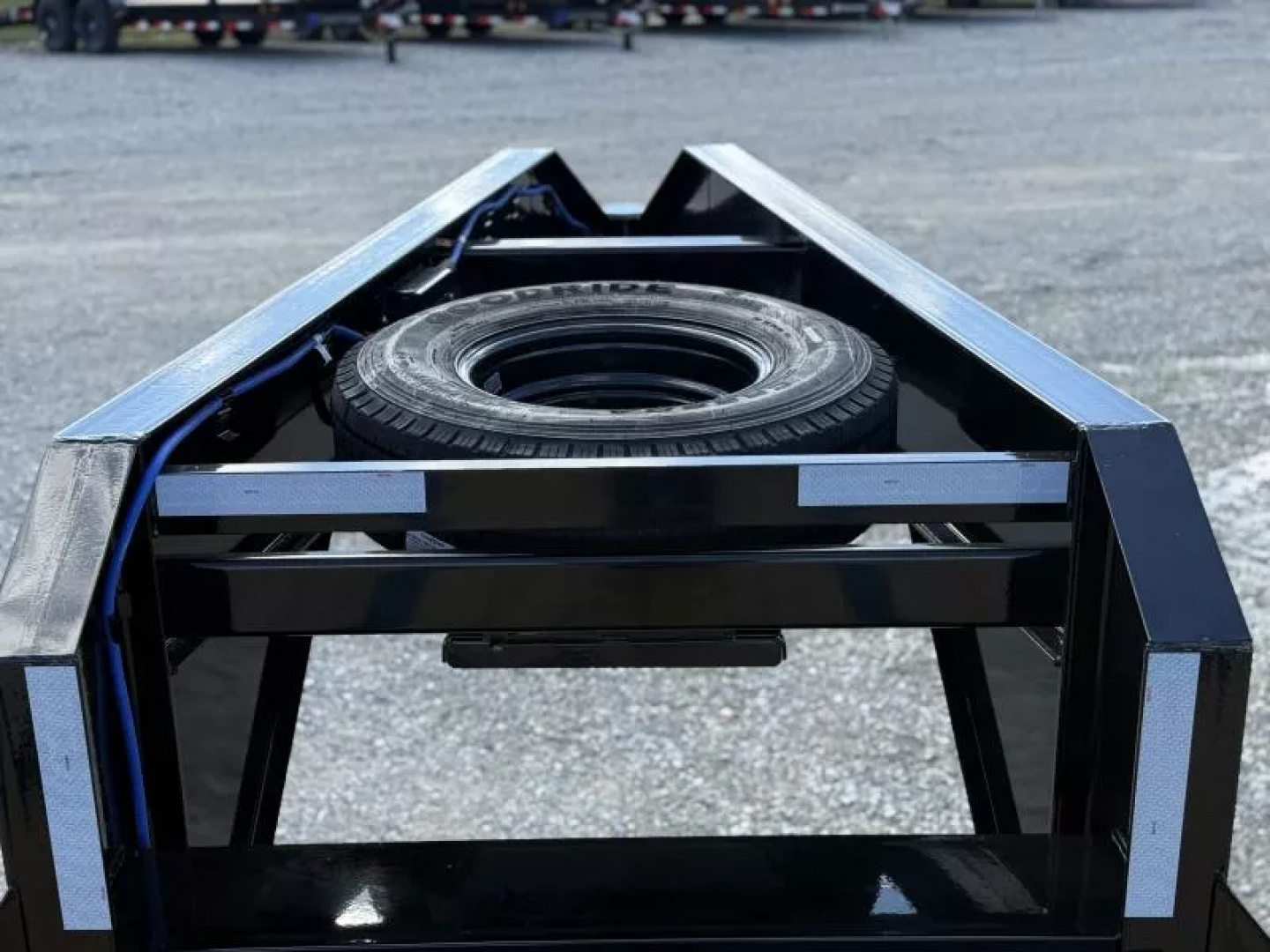 New 2026 Load Trail GP 102X25 GOOSENECK W/MAX RAMPS 25900 GVWR Flatbed Trailer