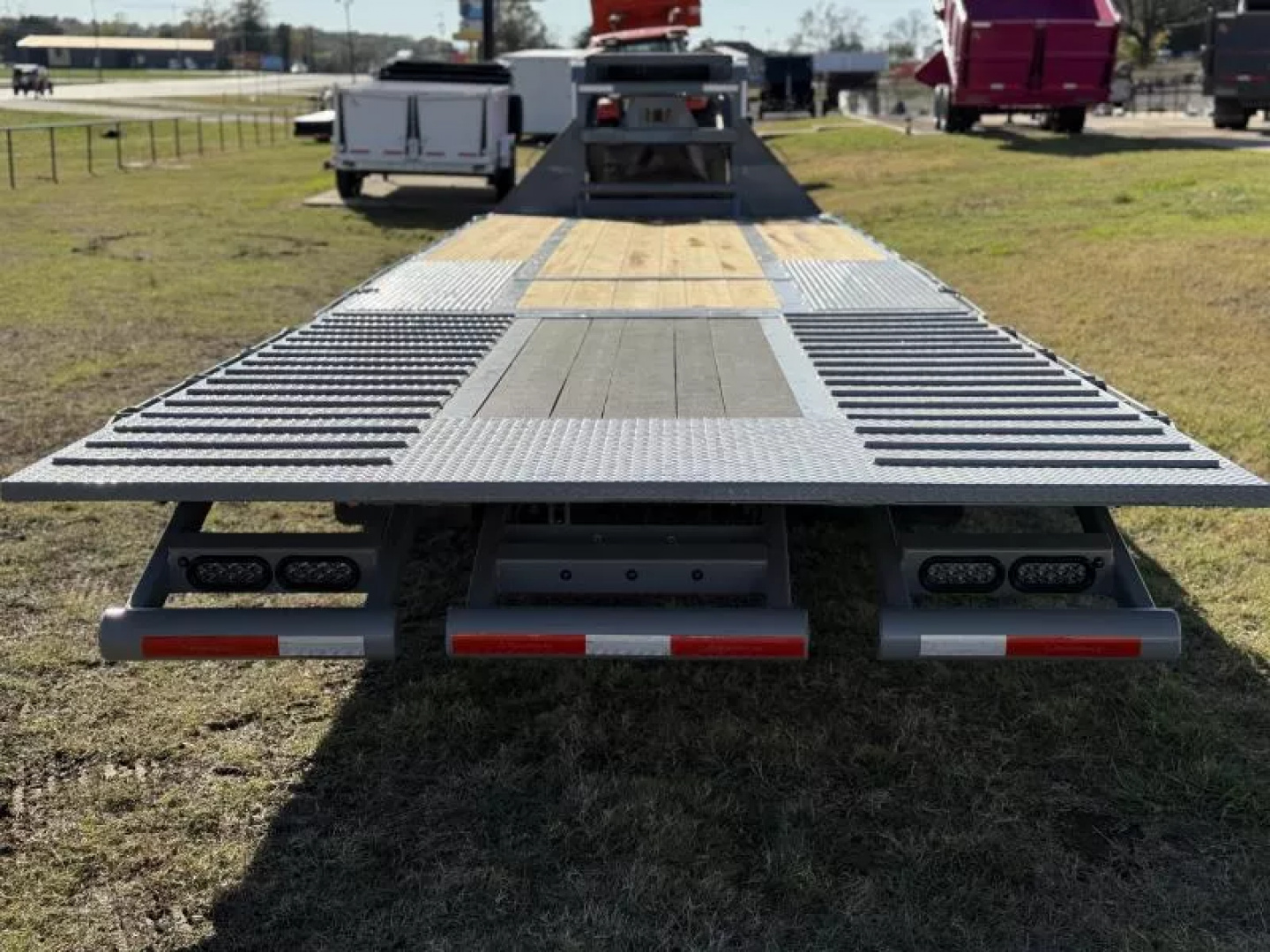 New 2026 RawMaxx HTX 102X32 GOOSENECK HYDRAULIC DISC BRAKE 11' HYDRAULIC DOVE/JACKS 24K GVWR