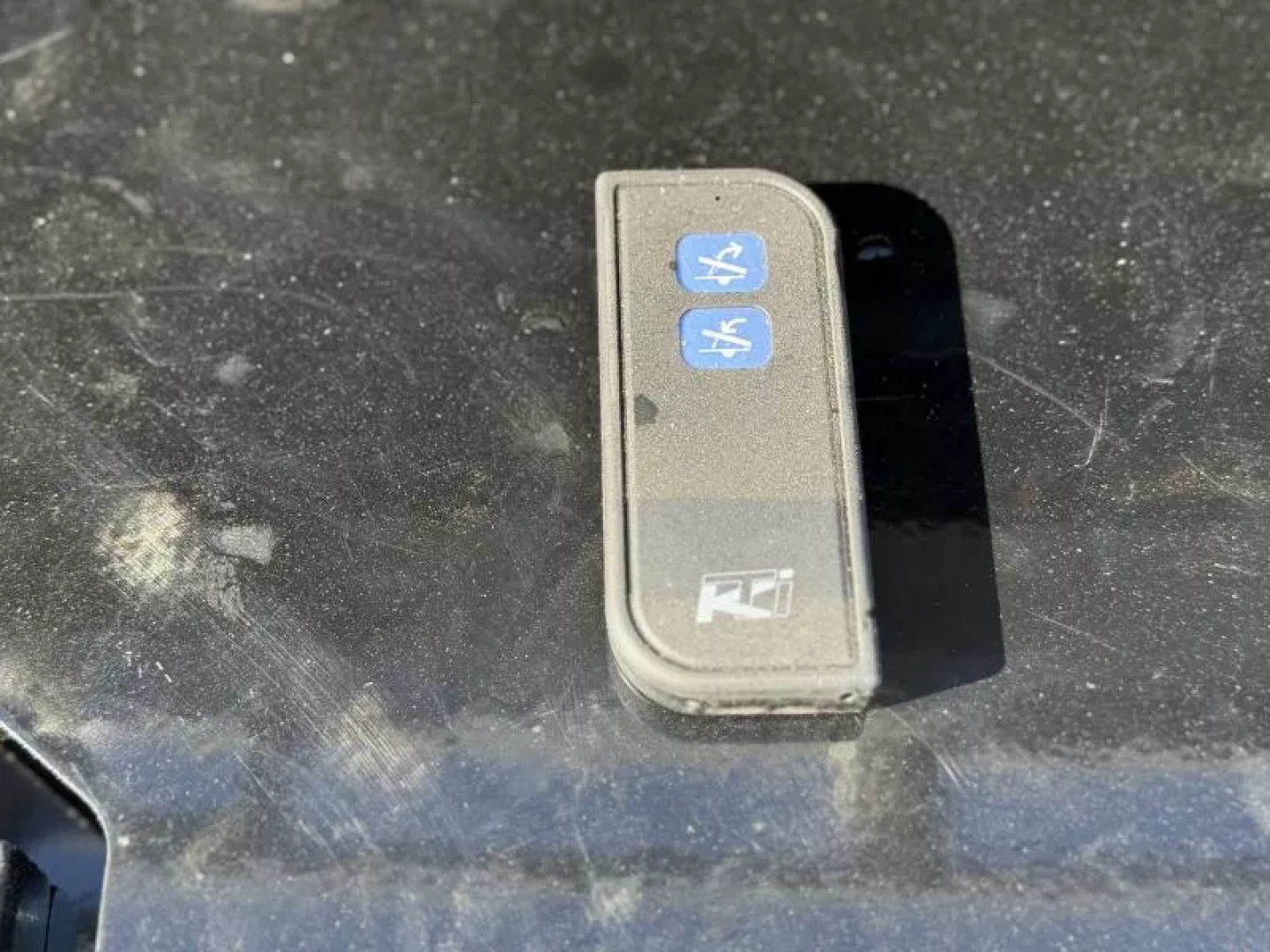 New 2026 RawMaxx HTX 102X32 GOOSENECK HYDRAULIC DISC BRAKE 11' HYDRAULIC DOVE/JACKS 24K GVWR