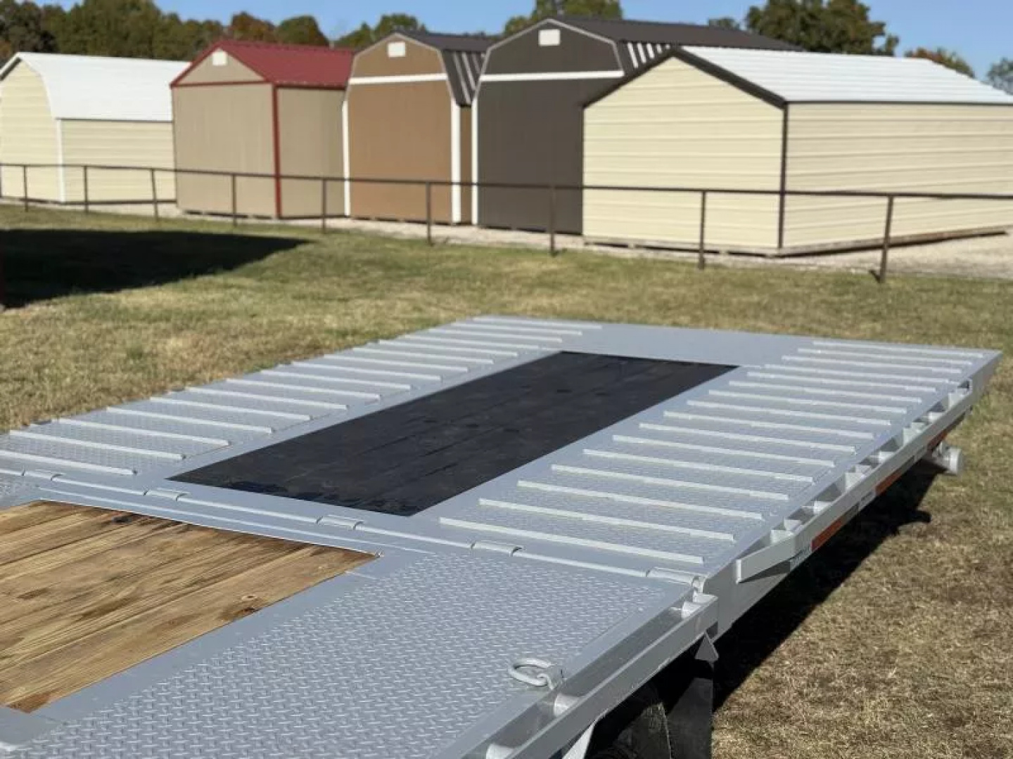 New 2026 RawMaxx HTX 102X32 GOOSENECK HYDRAULIC DISC BRAKE 11' HYDRAULIC DOVE/JACKS 24K GVWR