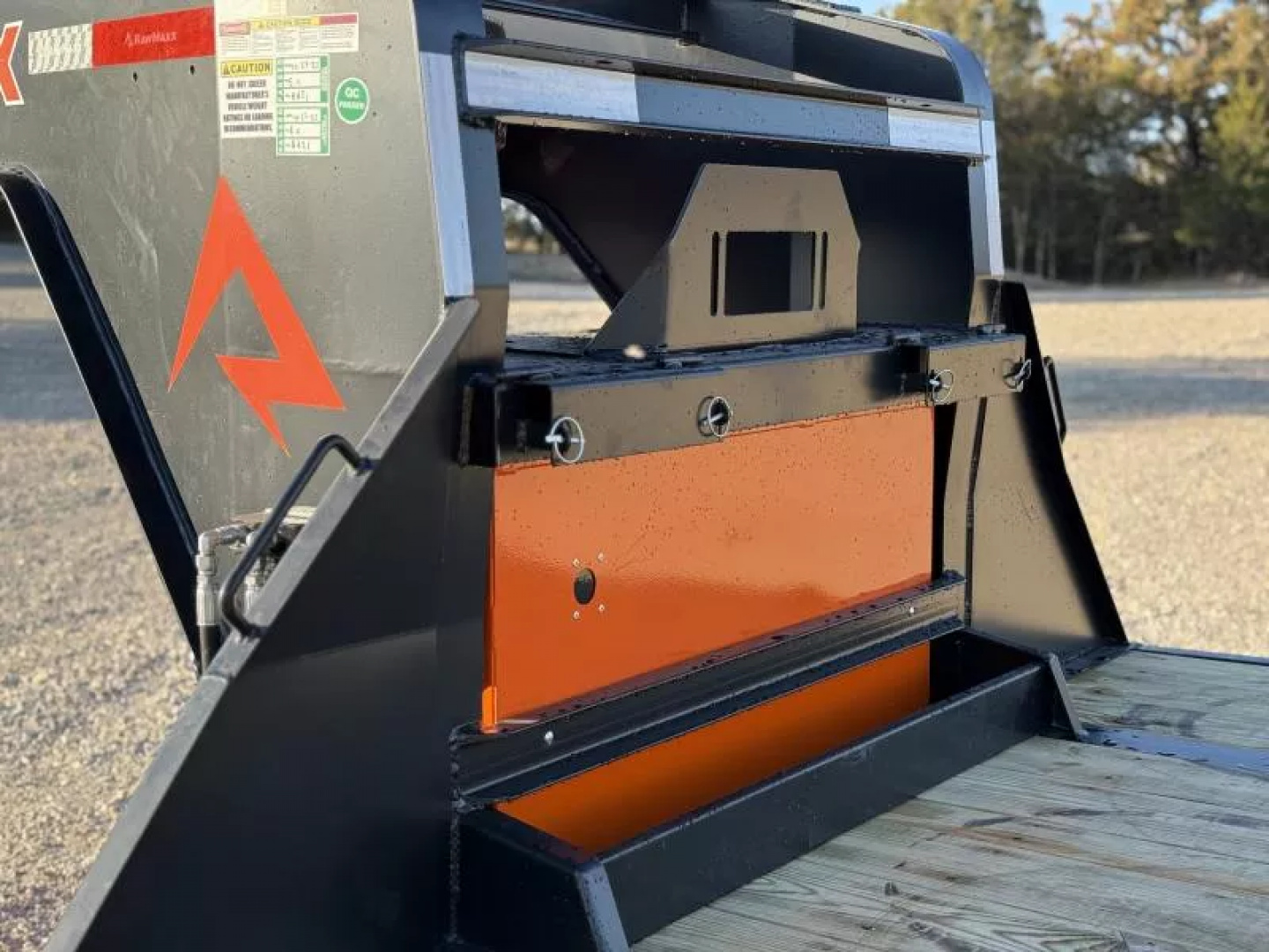 New 2026 RawMaxx HTX 102X32 GOOSENECK HYDRAULIC DISC BRAKE 11' HYDRAULIC DOVE/JACKS 24K GVWR