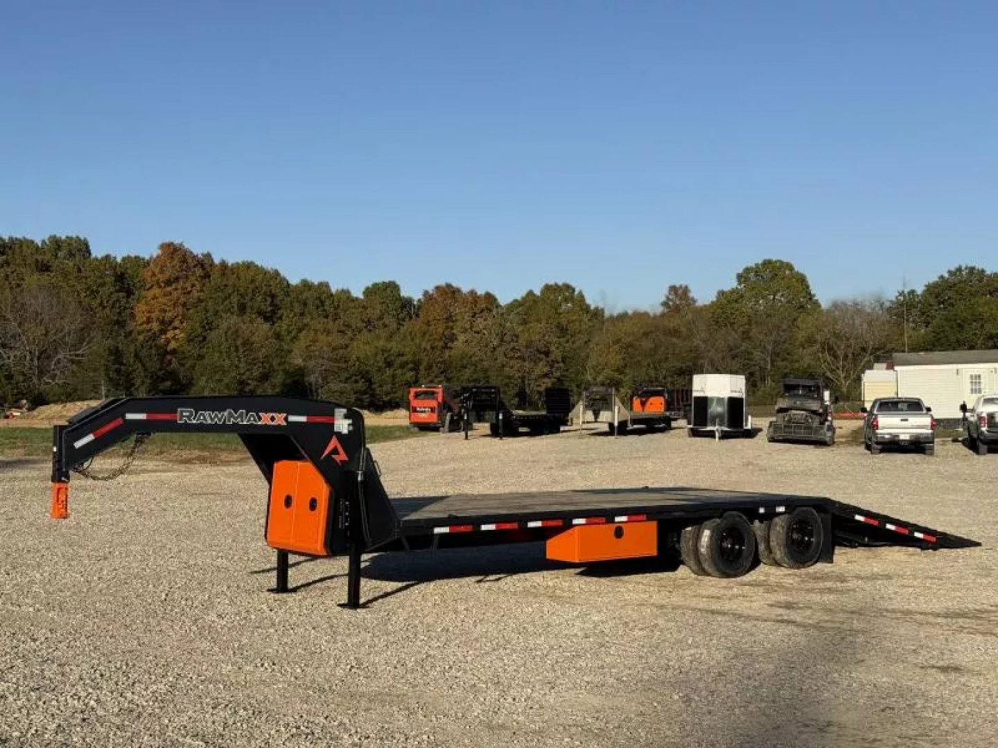 New 2026 RawMaxx HTX 102X32 GOOSENECK HYDRAULIC DISC BRAKE 11' HYDRAULIC DOVE/JACKS 24K GVWR
