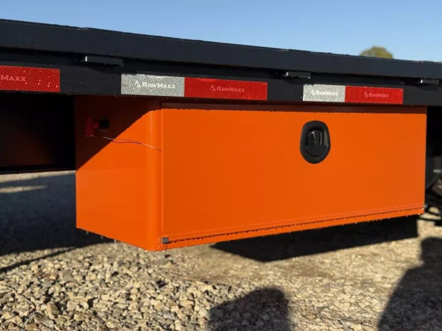 New 2026 RawMaxx HTX 102X32 GOOSENECK HYDRAULIC DISC BRAKE 11' HYDRAULIC DOVE/JACKS 24K GVWR