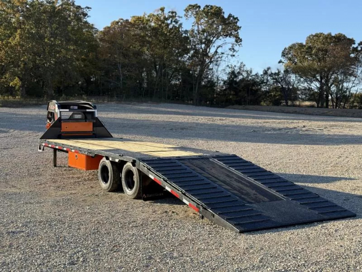 New 2026 RawMaxx HTX 102X32 GOOSENECK HYDRAULIC DISC BRAKE 11' HYDRAULIC DOVE/JACKS 24K GVWR