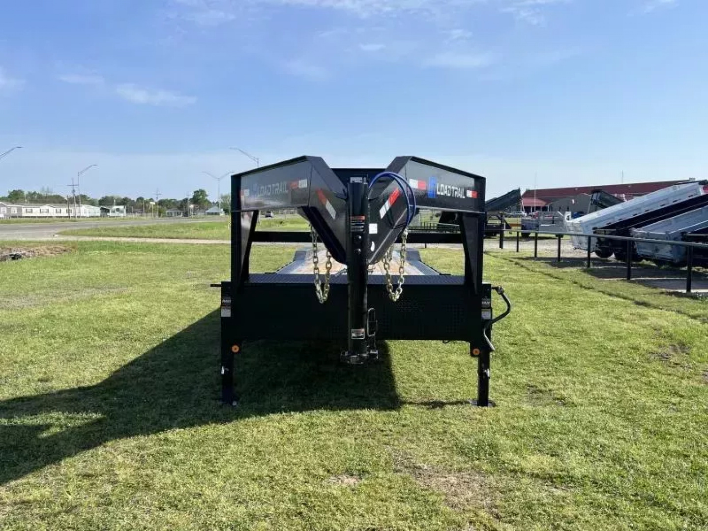 New 2025 Load Trail GC 102X40 LOWBOY  Car Hauler DRIVE OVER FENDER AND SLIDE IN RAMPS