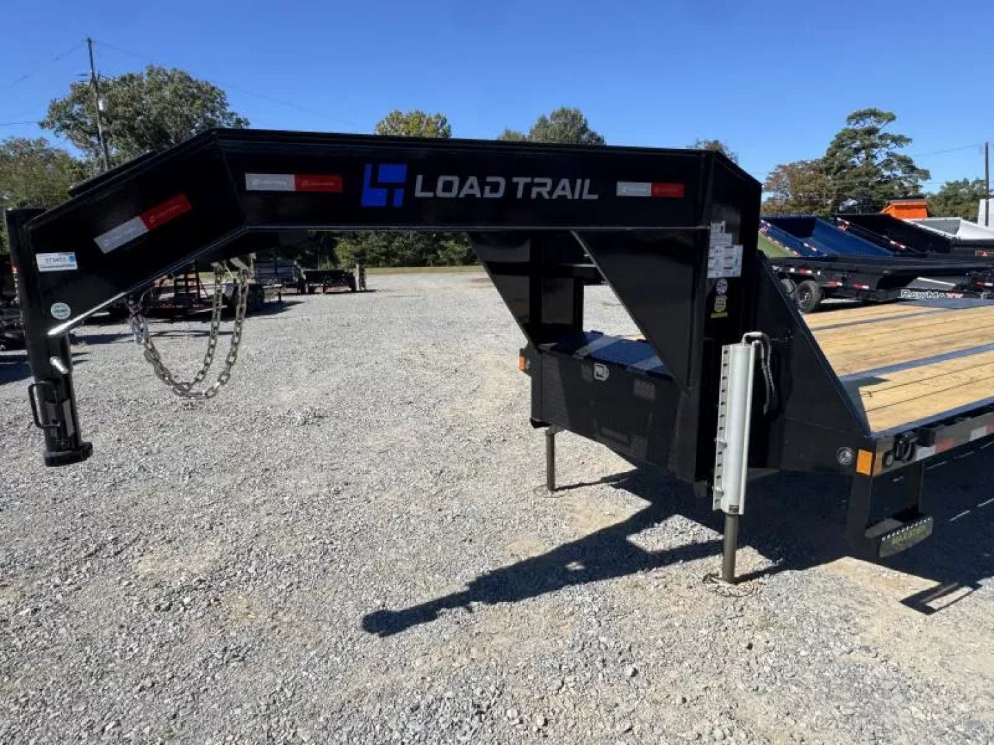 New 2026 Load Trail 102X32 HYDRO DROVE W/10 PLY, HYDRAULIC JACKS, 12 FOOT DOVE
