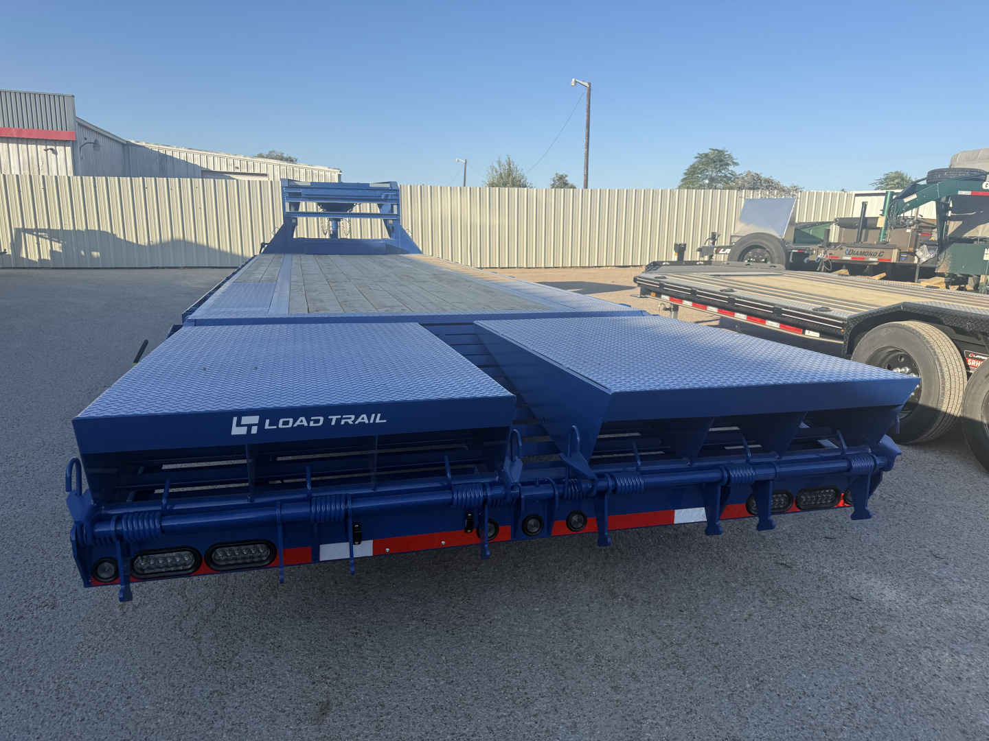 New 2026 Load Trail 102x40 16k Gooseneck Bodies