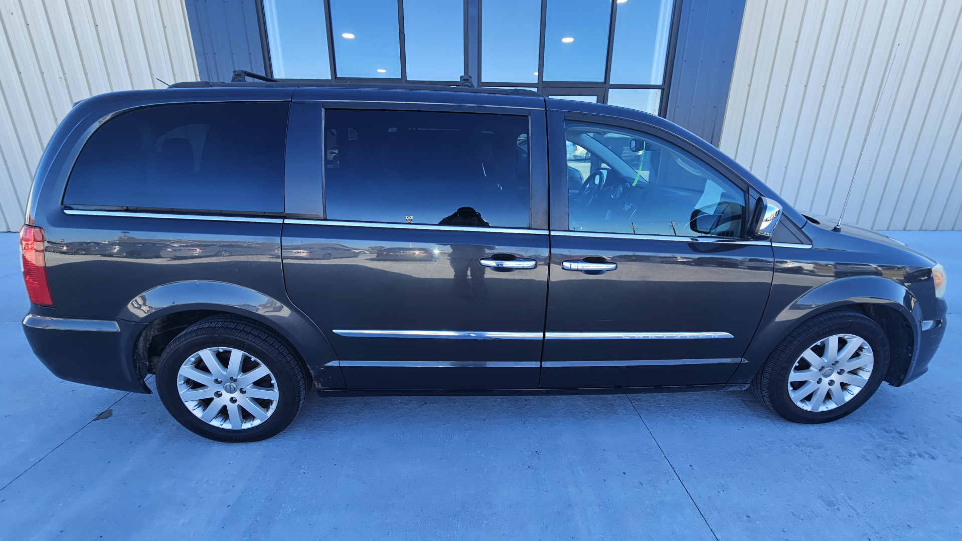 Used 2012 Chrysler Town & Country Touring L Passenger Van