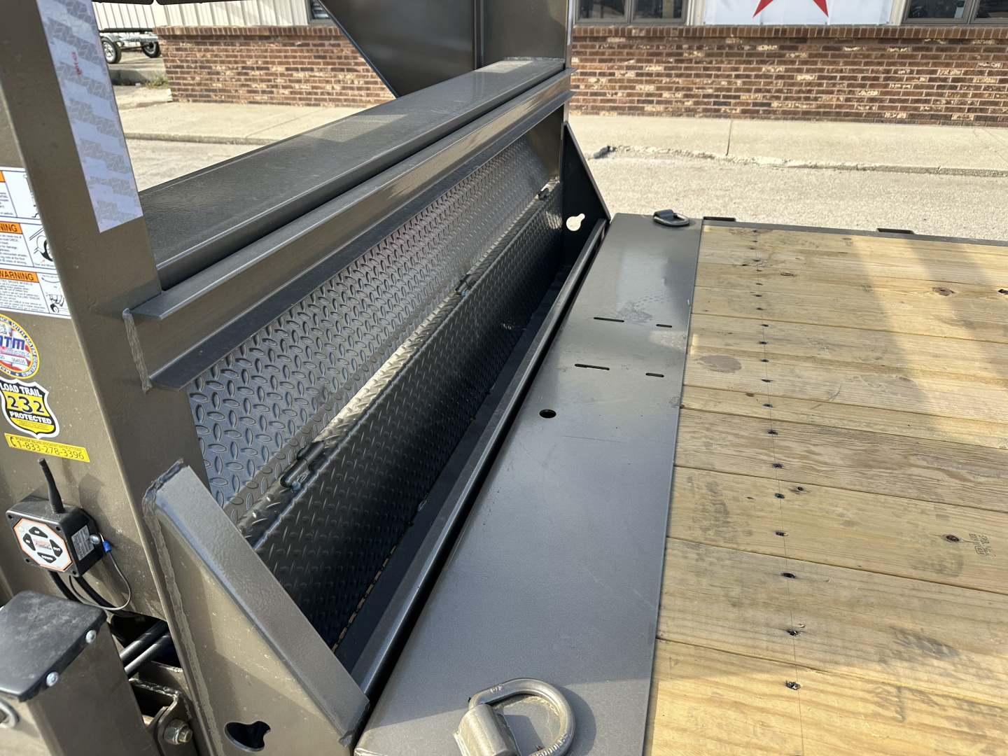 New 2026 Load Trail 83x24 Rapid Tilt 14K w/Hydro Jacks & Tuff Wireless Remote Gooseneck Bodies