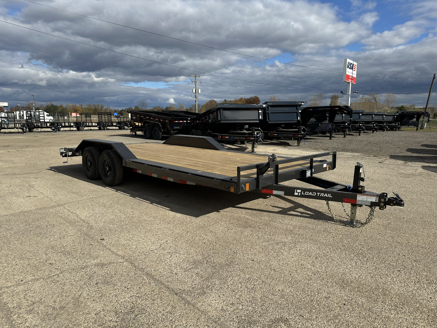 New ALL NEW 2026 Load Trail 102x20 Tandem Axle w/Drive Over Fenders 10k Car Hauler