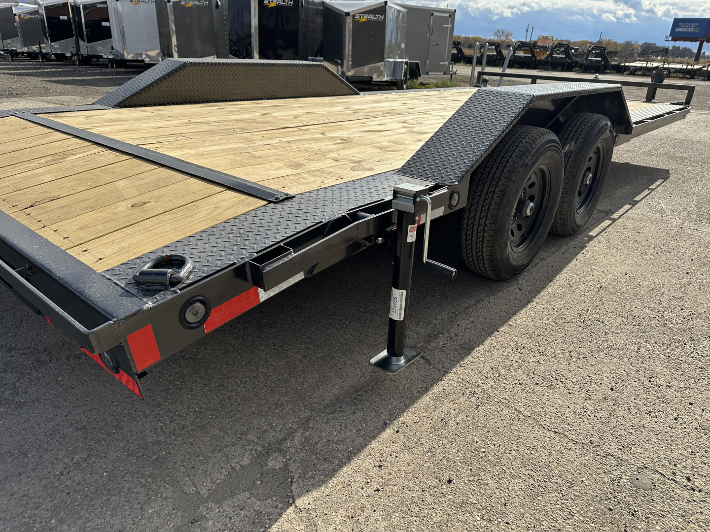 New ALL NEW 2026 Load Trail 102x20 Tandem Axle w/Drive Over Fenders 10k Car Hauler