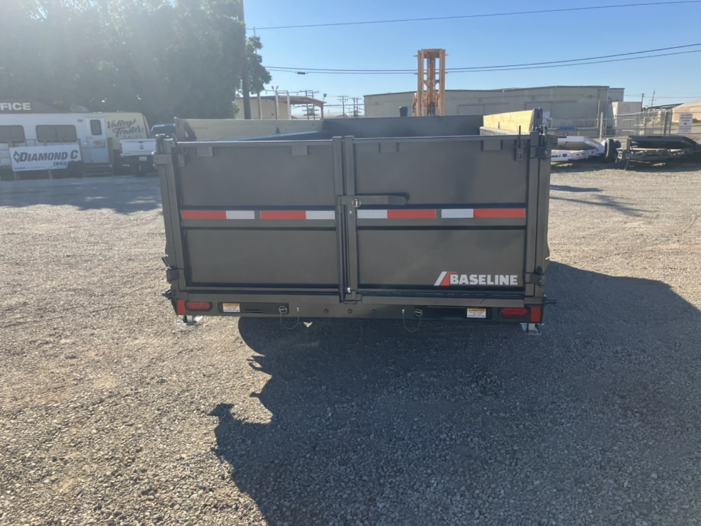 New 2026 Diamond C Trailers HDU207 16X82X36 Dump Trailer