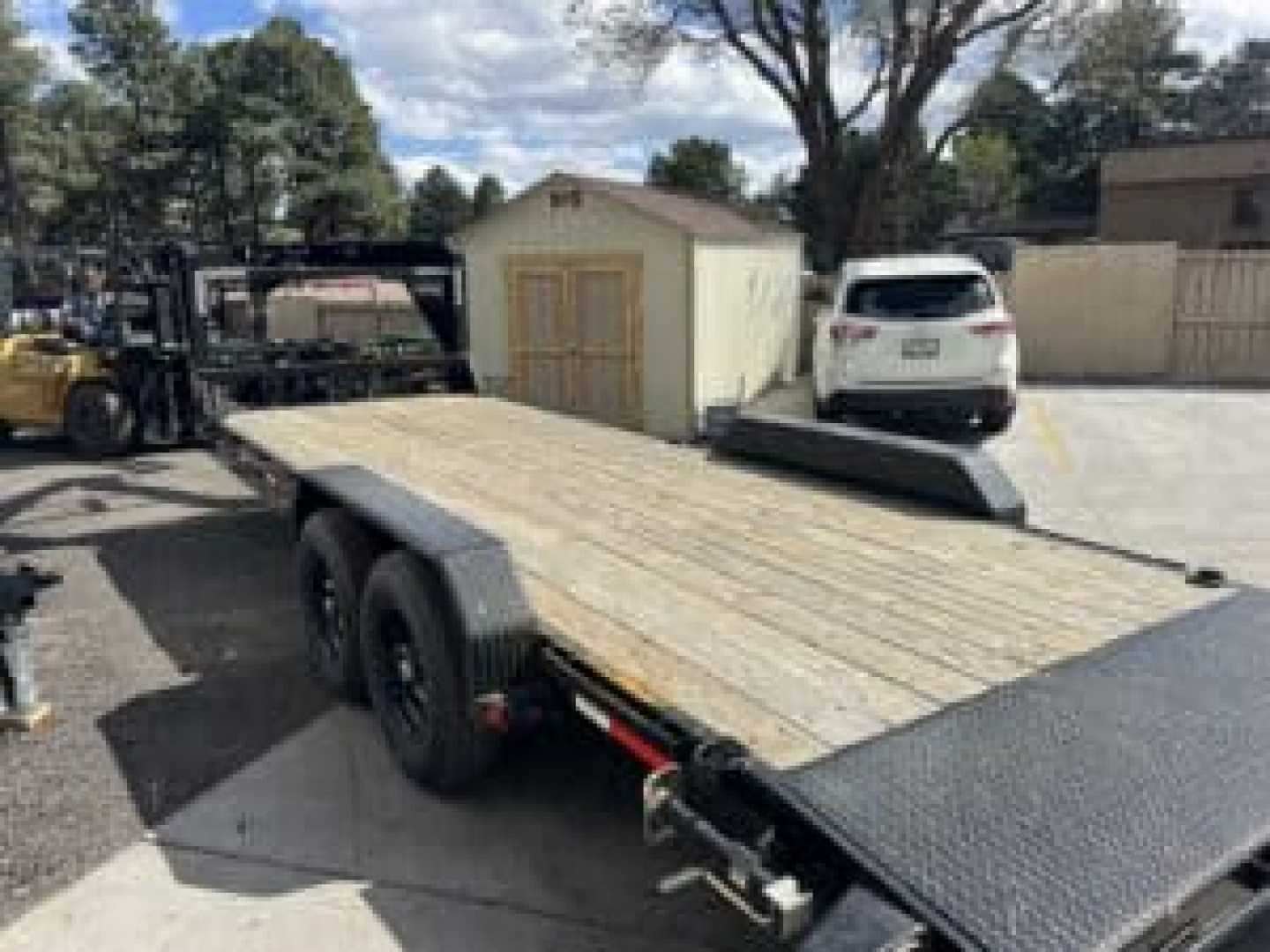 New 2026 Top Hat Trailers 83X22 GN EH14K Equipment Trailer