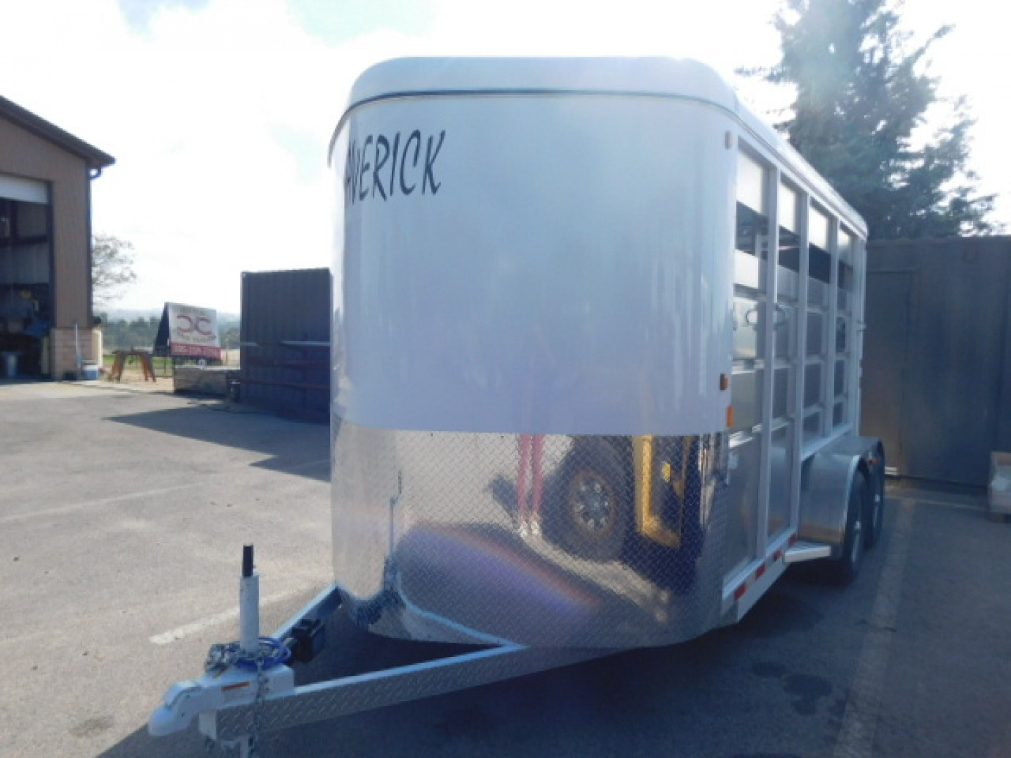 New 2026 Maverick Trailers 2H HS Horse Trailer