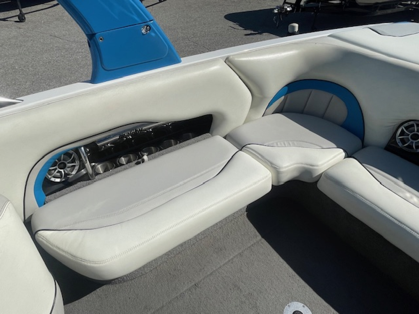 Used 2007 Malibu 23 LSV Ski / Wakeboard