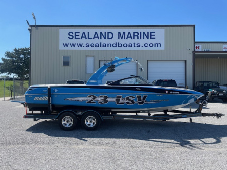 Used 2007 Malibu 23 LSV Ski / Wakeboard