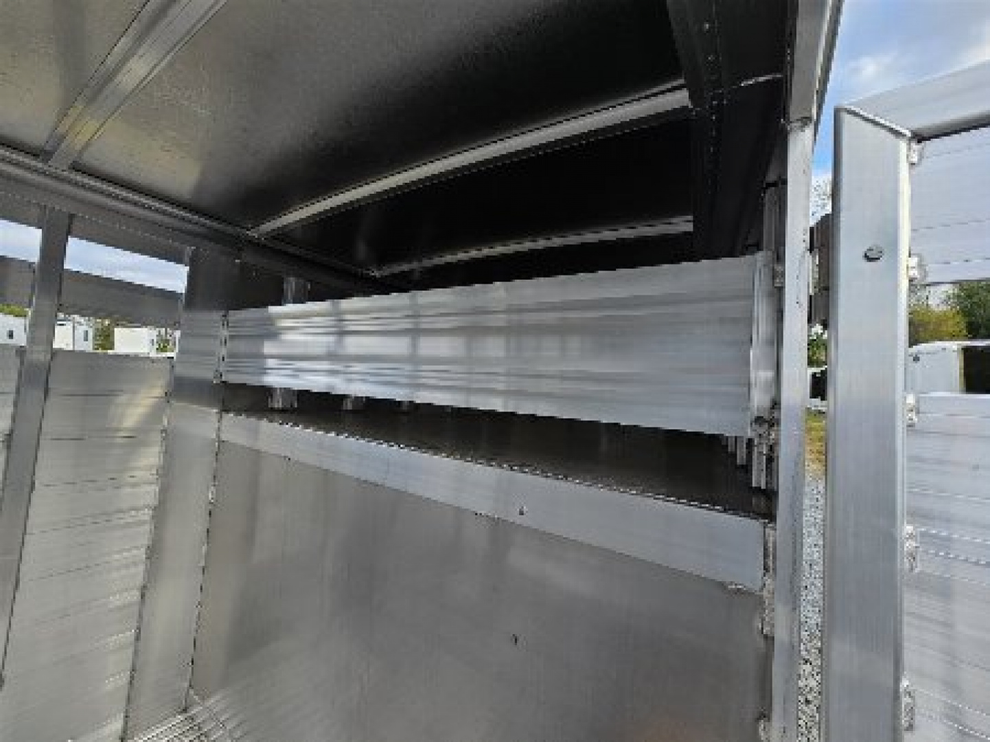 New 2026 Featherlite Trailers 8117 GOOSENECK 6'7"X16'TA Stock / Stock Combo Trailer