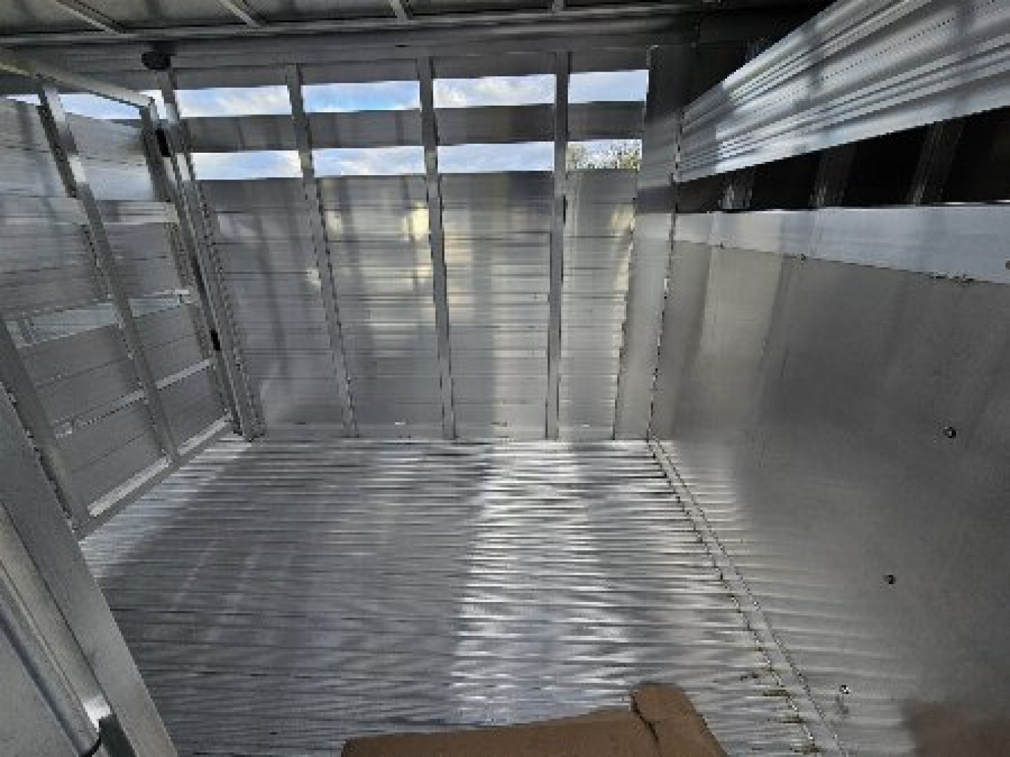 New 2026 Featherlite Trailers 8117 GOOSENECK 6'7"X16'TA Stock / Stock Combo Trailer