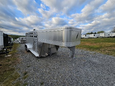 New 2026 Featherlite Trailers 8117 GOOSENECK 6'7"X16'TA Stock / Stock Combo Trailer