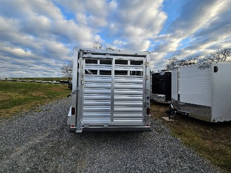 New 2026 Featherlite Trailers 8117 GOOSENECK 6'7"X16'TA Stock / Stock Combo Trailer