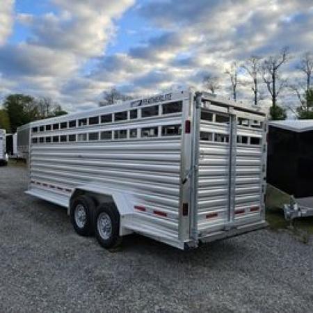 New 2026 Featherlite Trailers GOOSENECK 8127 7X20TA Stock / Stock Combo Trailer