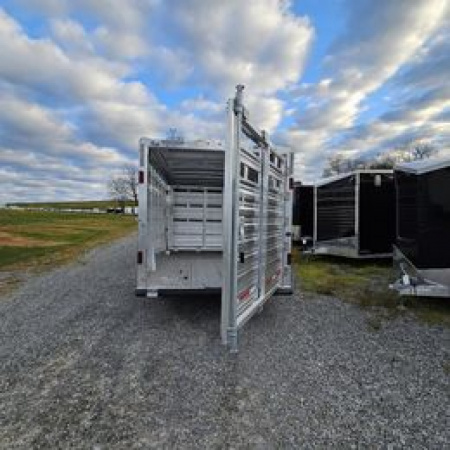 New 2026 Featherlite Trailers GOOSENECK 8127 7X20TA Stock / Stock Combo Trailer
