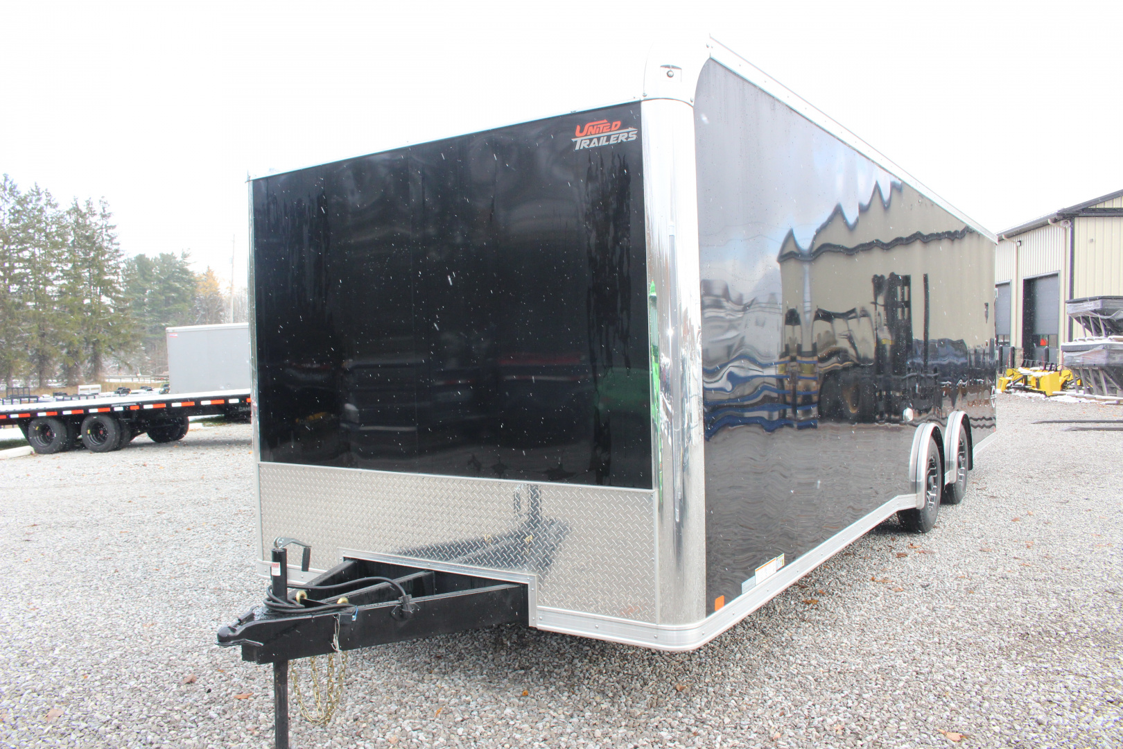 New 2025 United LIM 8.5' x 28' - Enclosed Car Hauler - 9990# GVW - RAMP DOOR - Beavertail