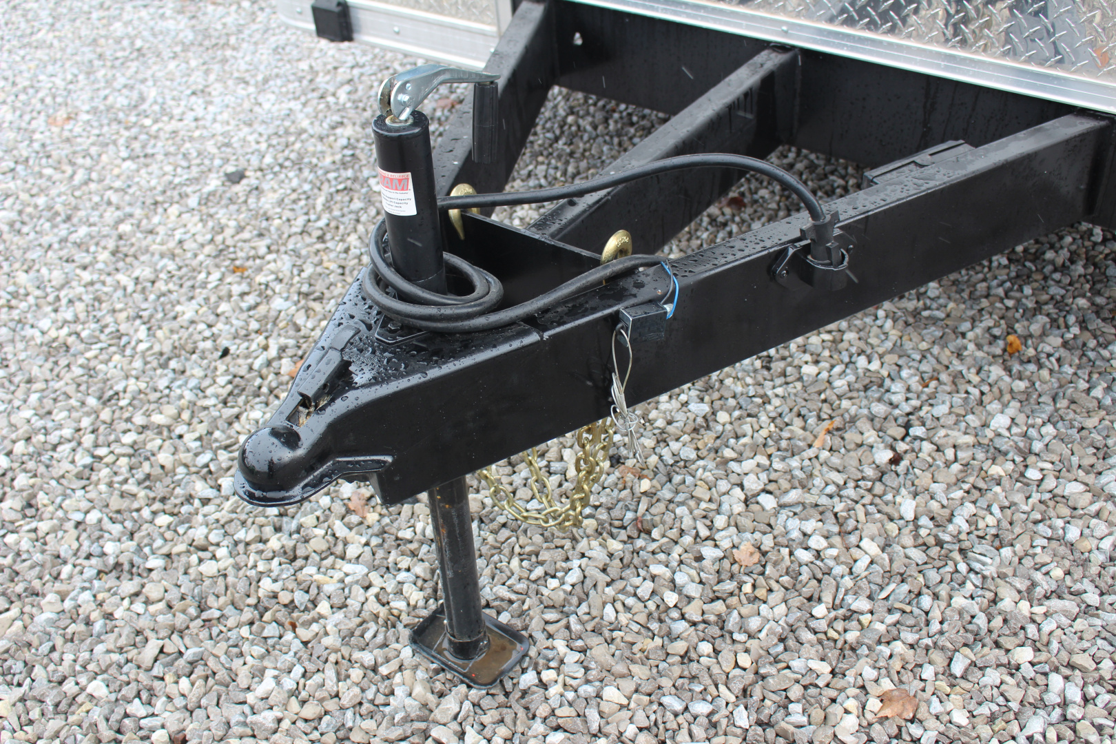 New 2025 United LIM 8.5' x 28' - Enclosed Car Hauler - 9990# GVW - RAMP DOOR - Beavertail