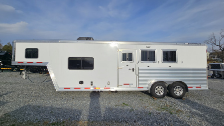 New 2026 Featherlite Trailers GOOSENECK 7'X24'TA Horse Trailer