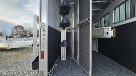 New 2026 Featherlite Trailers GOOSENECK 7'X24'TA Horse Trailer