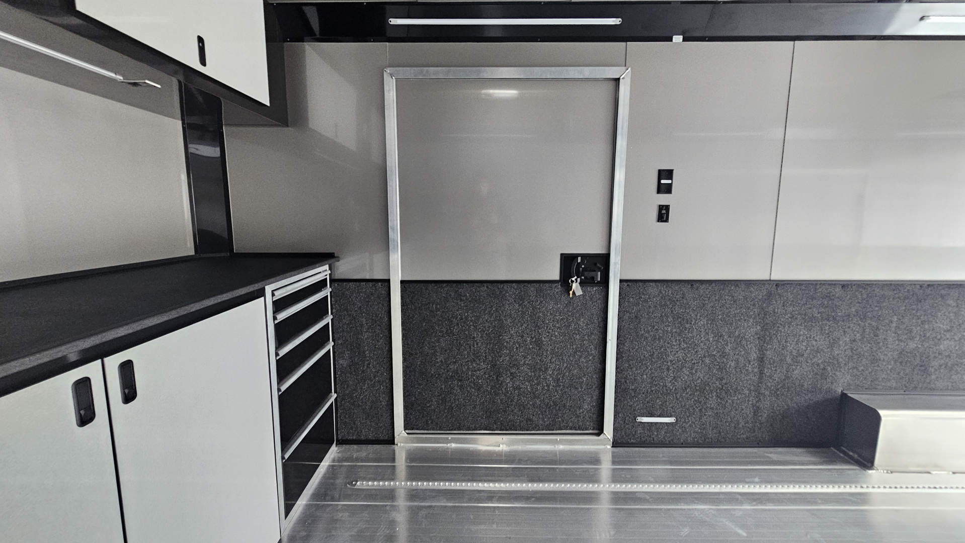 New 2026 Featherlite Trailers 4410 8.5X24TA Car / Racing Trailer