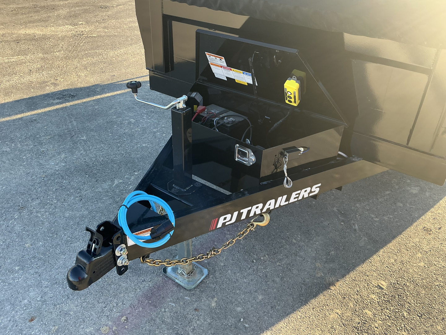 New 2026 PJ 72"x12' BP Tandem Axle Dump w/ 20" Sides – D3