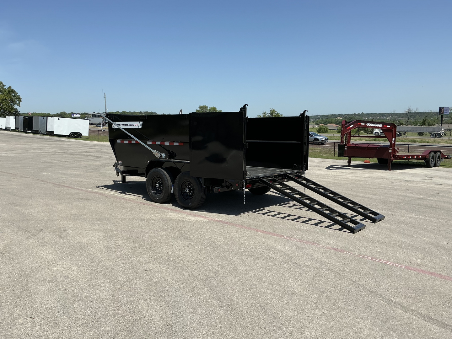 New 2026 PJ 83"x14' BP Tandem Axle Low Pro Telescopic Dump w/ 48" Sides – DT Voyager Package