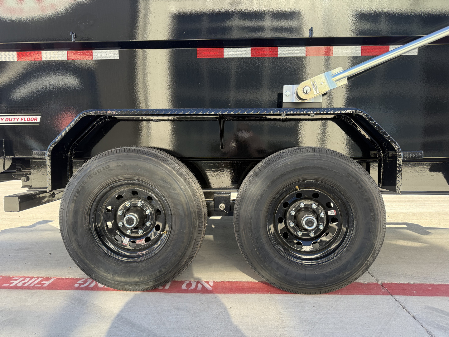 New 2026 PJ 83"x14' BP Tandem Axle Low Pro Telescopic Dump w/ 48" Sides – DT Voyager Package