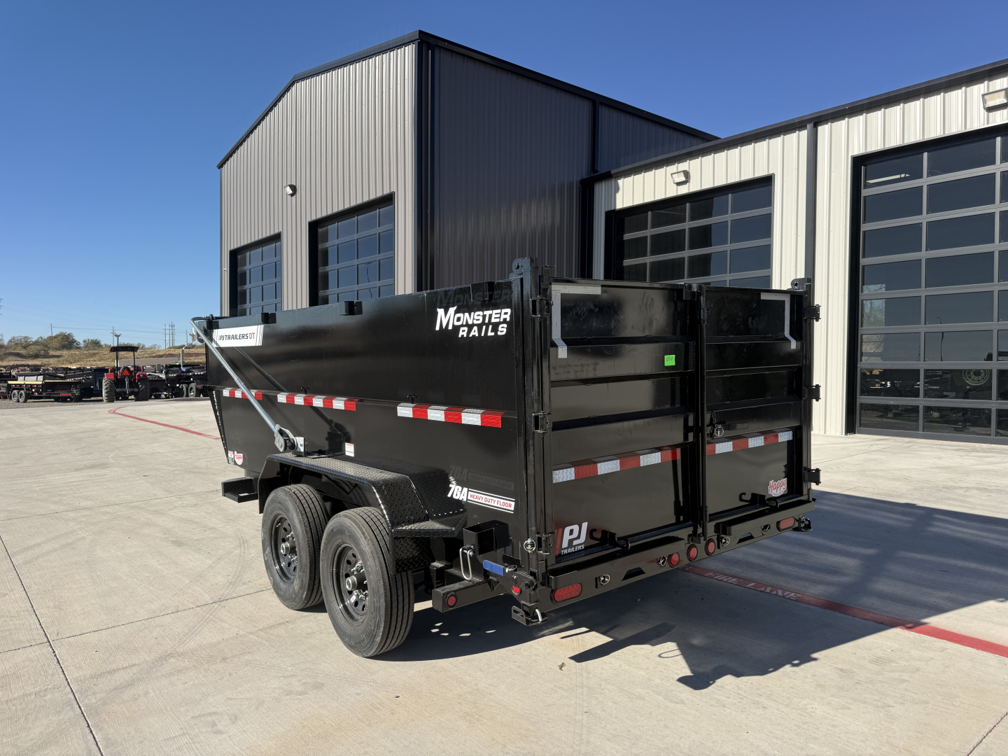 New 2026 PJ 83"x14' BP Tandem Axle Low Pro Telescopic Dump w/ 48" Sides – DT Voyager Package